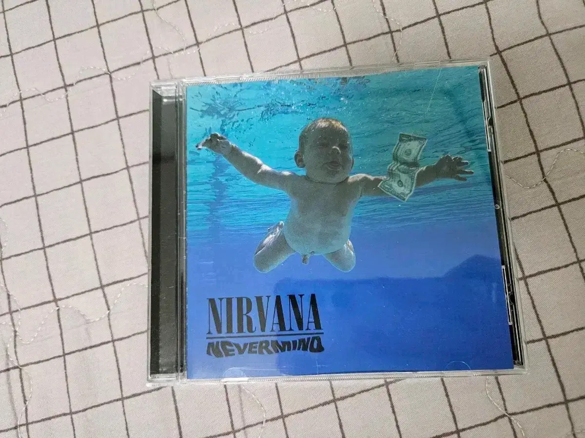 nirvana-NEVERMIND cd